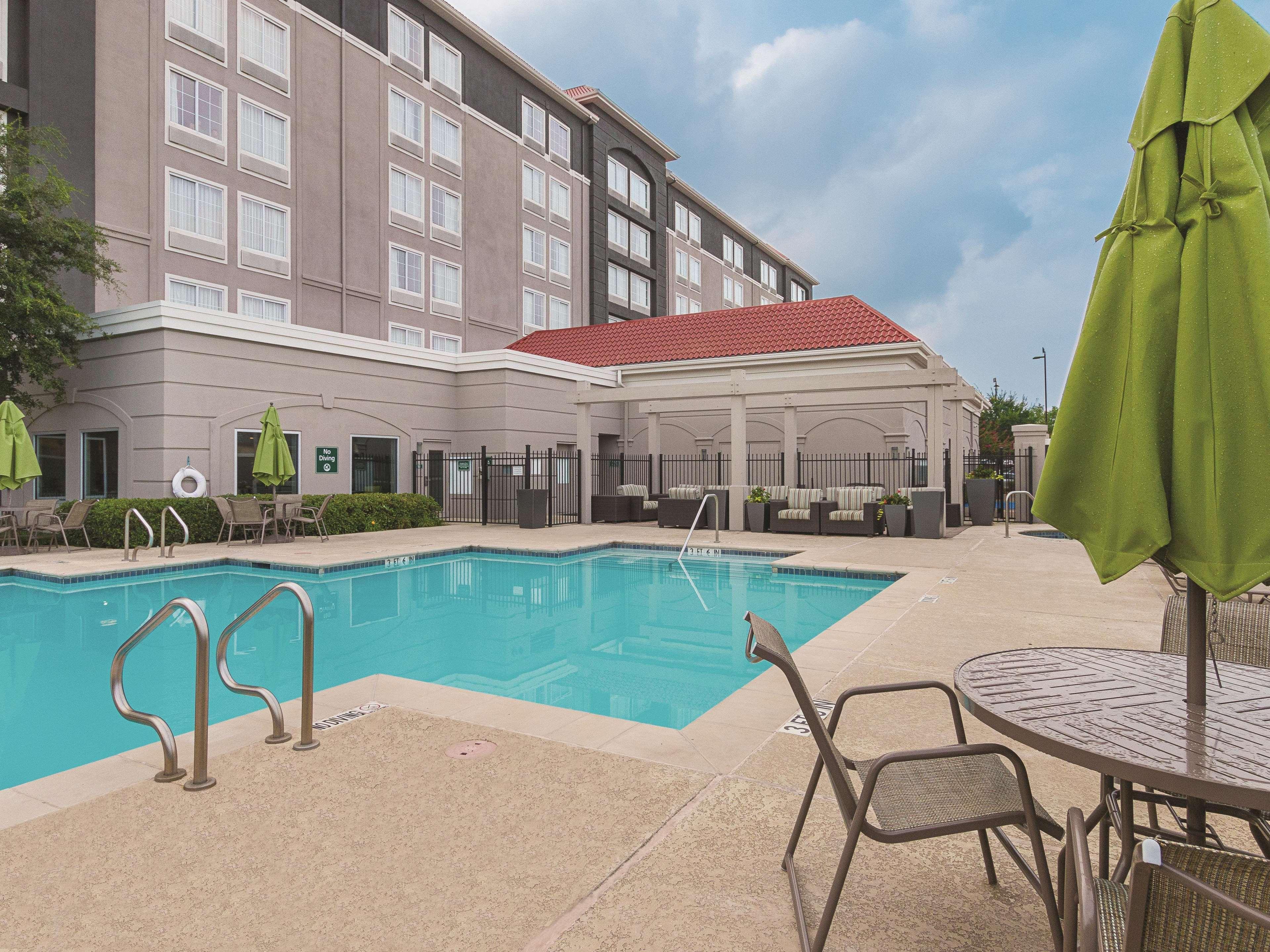 Hotel La Quinta By Wyndham Arlington North 6 Flags Dr Exterior foto