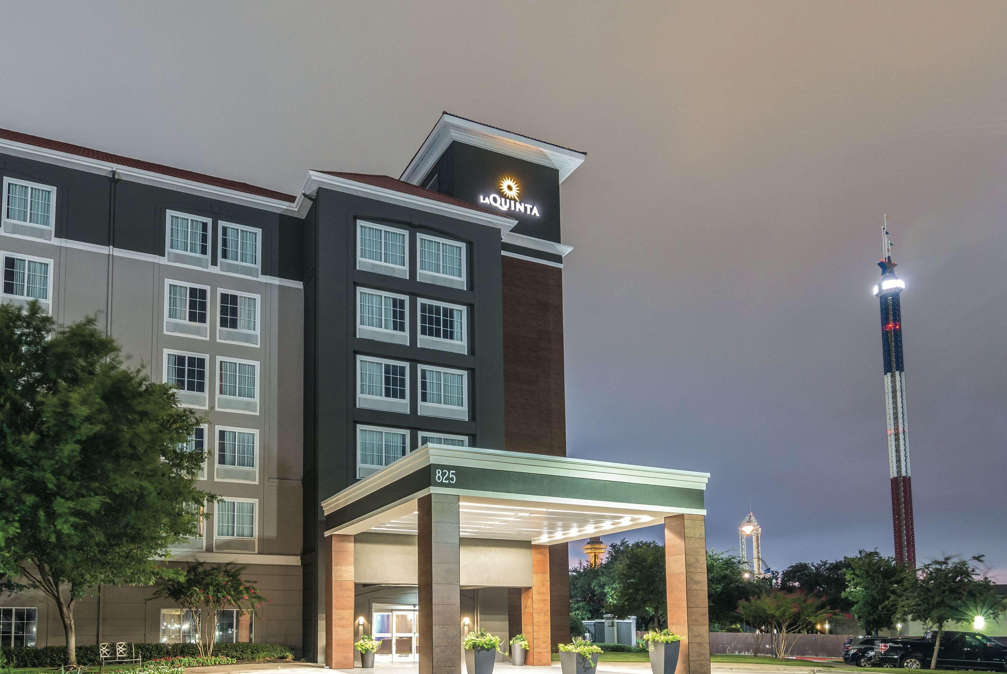 Hotel La Quinta By Wyndham Arlington North 6 Flags Dr Exterior foto