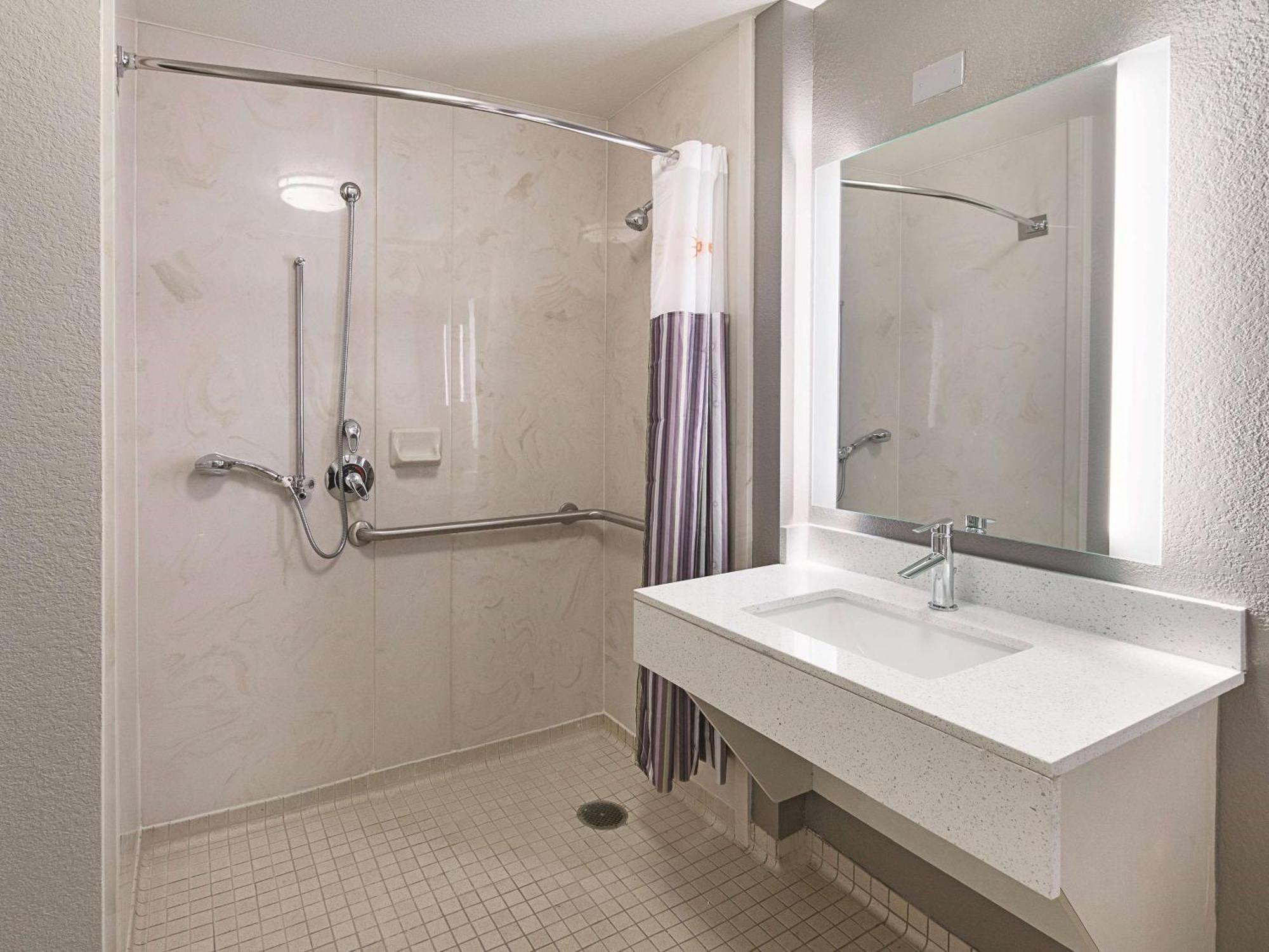 Hotel La Quinta By Wyndham Arlington North 6 Flags Dr Exterior foto